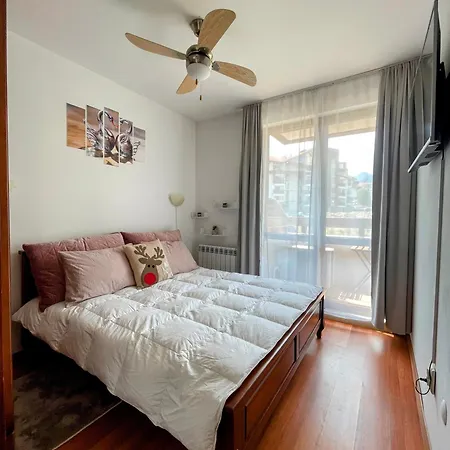 One-bedroom At Belvedere Club Complex Apartament